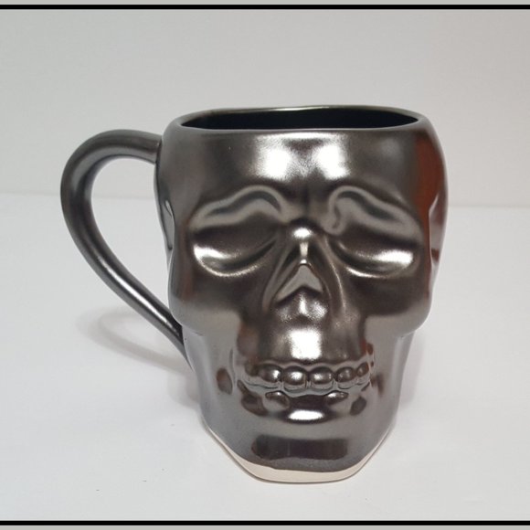 NEW RARE West Elm Black Cermic Halloween Skull Mug 19 OZ - Picture 2 of 7